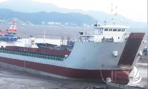 5200 T Deck Barge/LCT For Sale