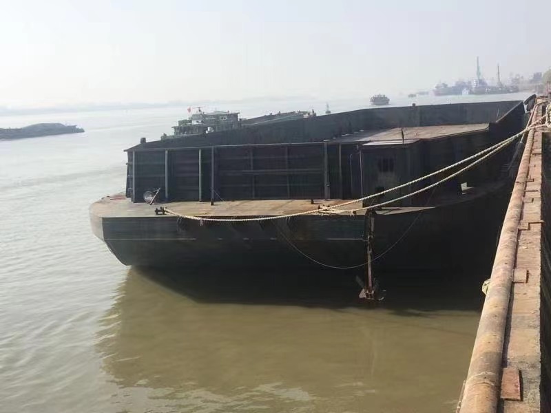 7000 T Non-self-propelled deck barge For Sale