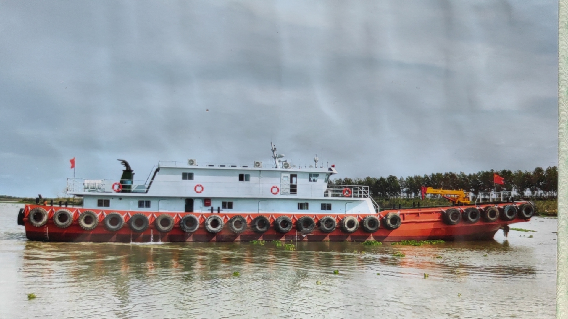 出售42.8米交通船