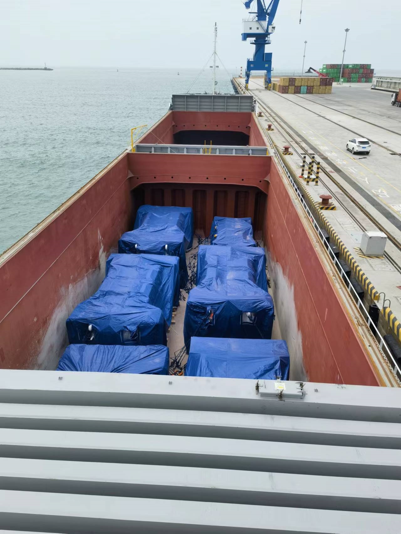 出售5300吨散货船