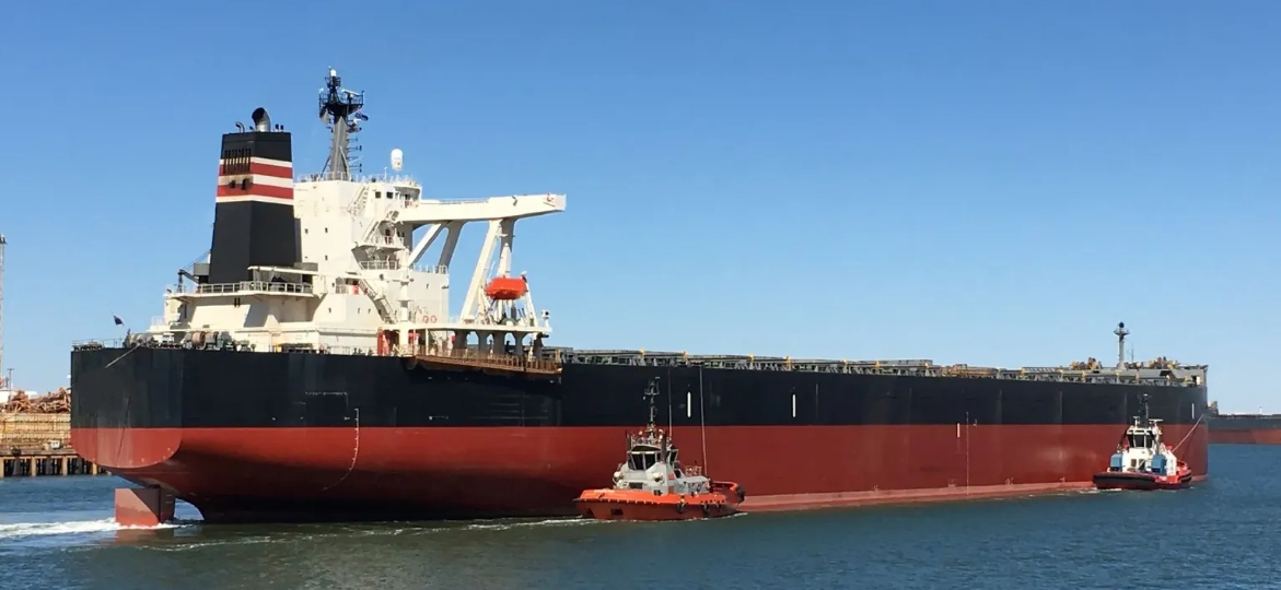 出售208000吨散货船