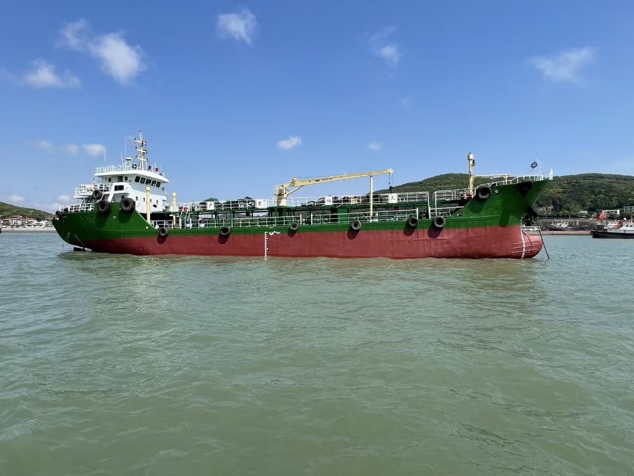 862 T Product Oil Tanker For Sale