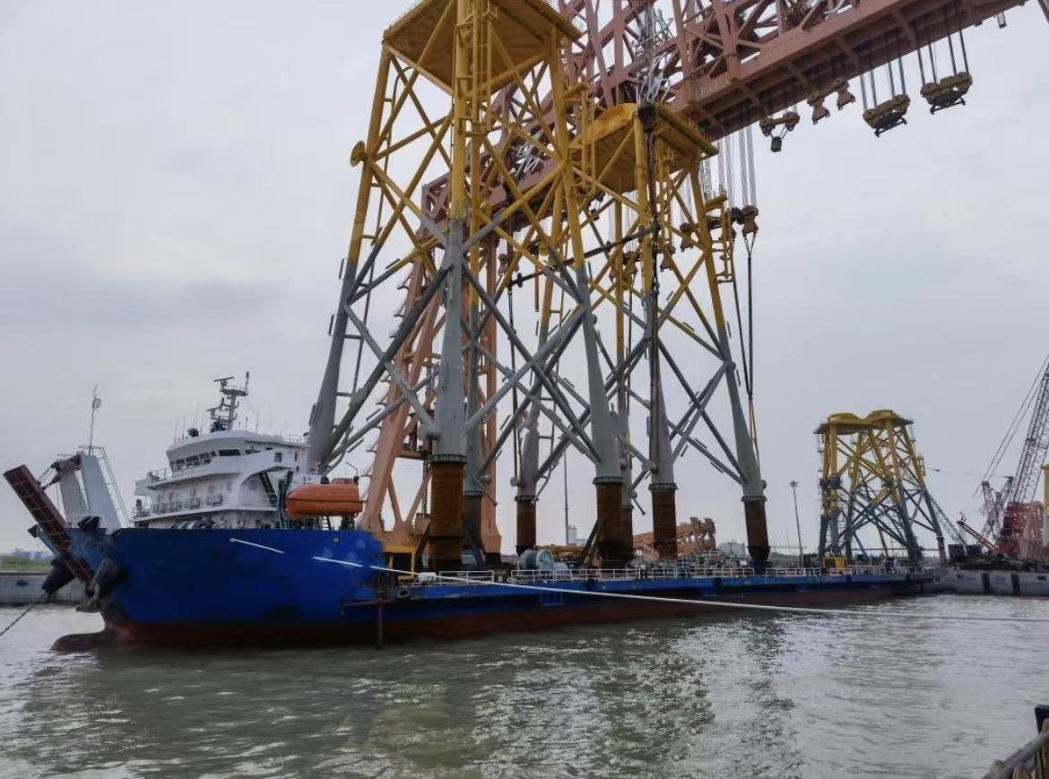 出售12482吨甲板货驳