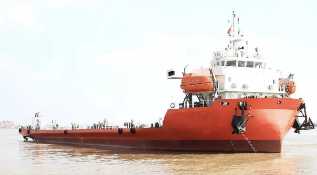 出售4482吨甲板货驳