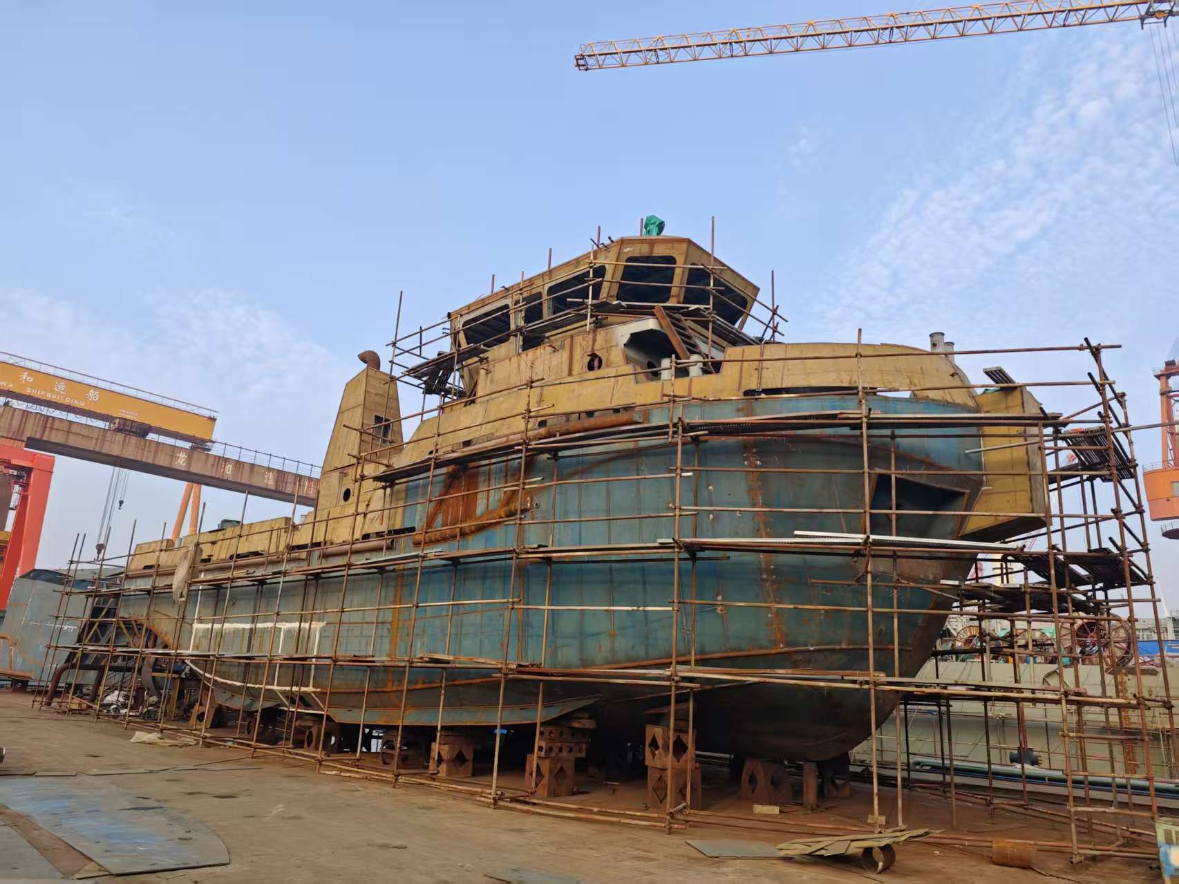 出售2200马力普通拖轮