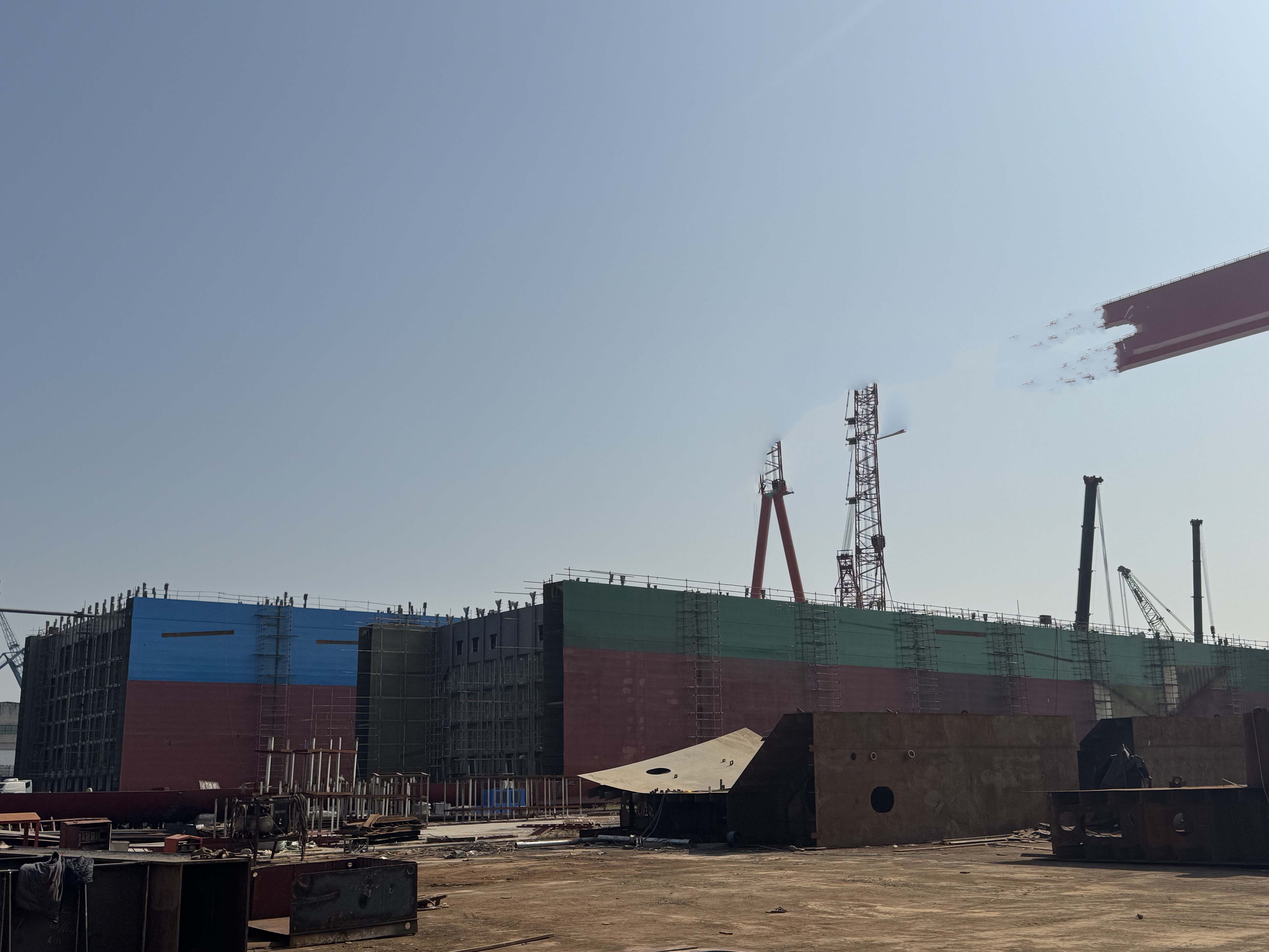 出售在建1056箱集装箱船