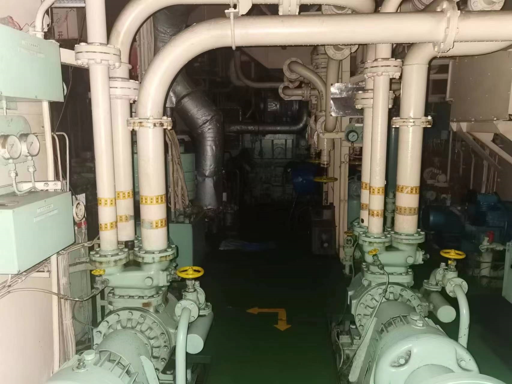 出售8100 马力三用拖轮