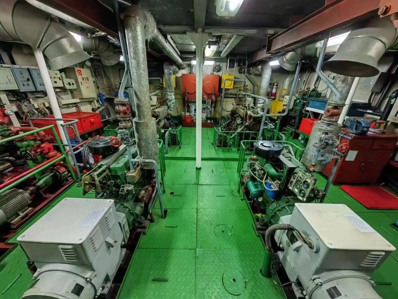 出售73人普通客船