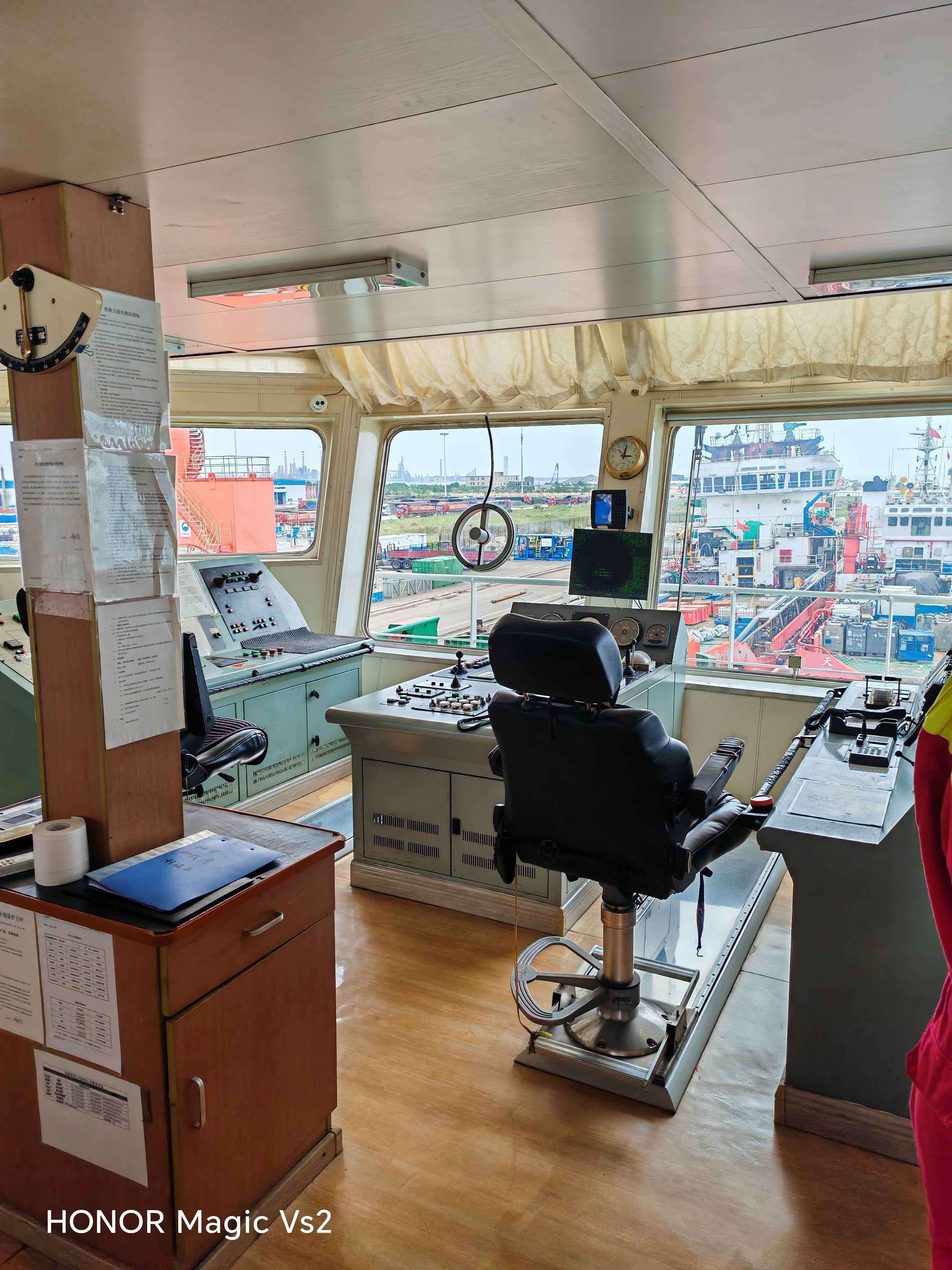 出售6600马力三用拖轮