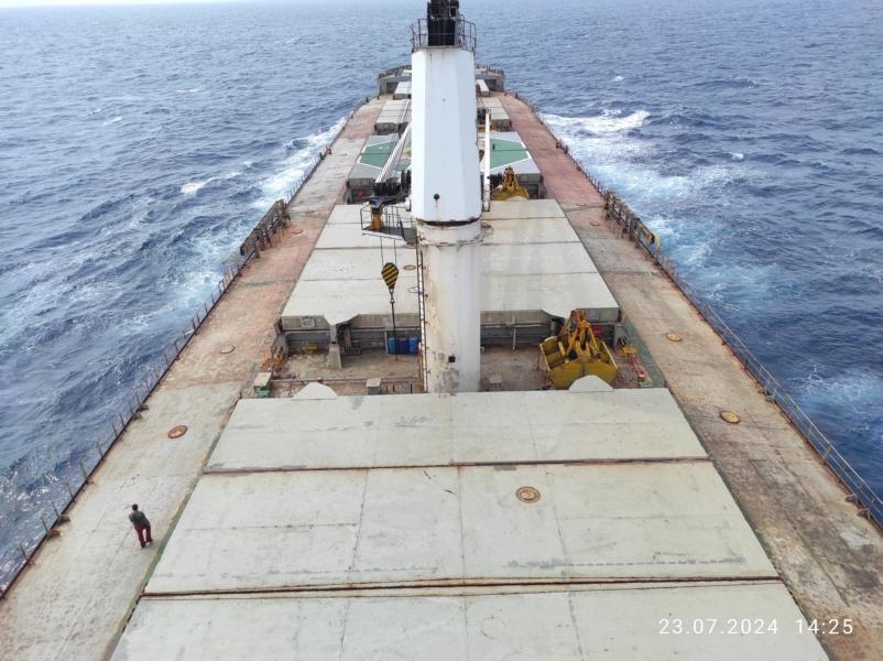 出售58730吨散货船