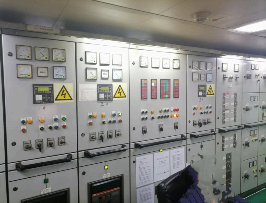 出售2315吨化学品船