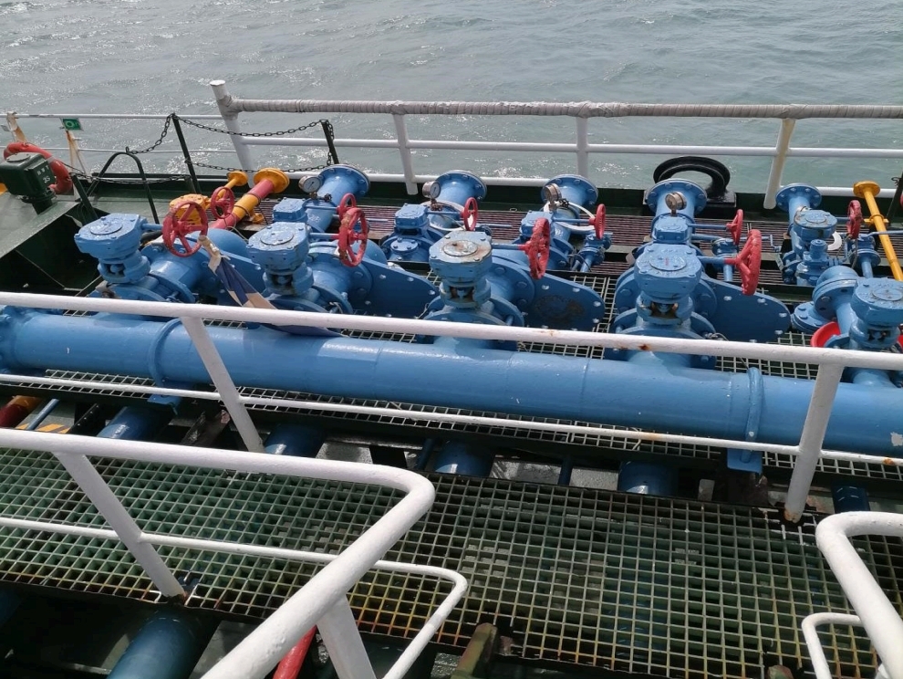 出售2315吨化学品船