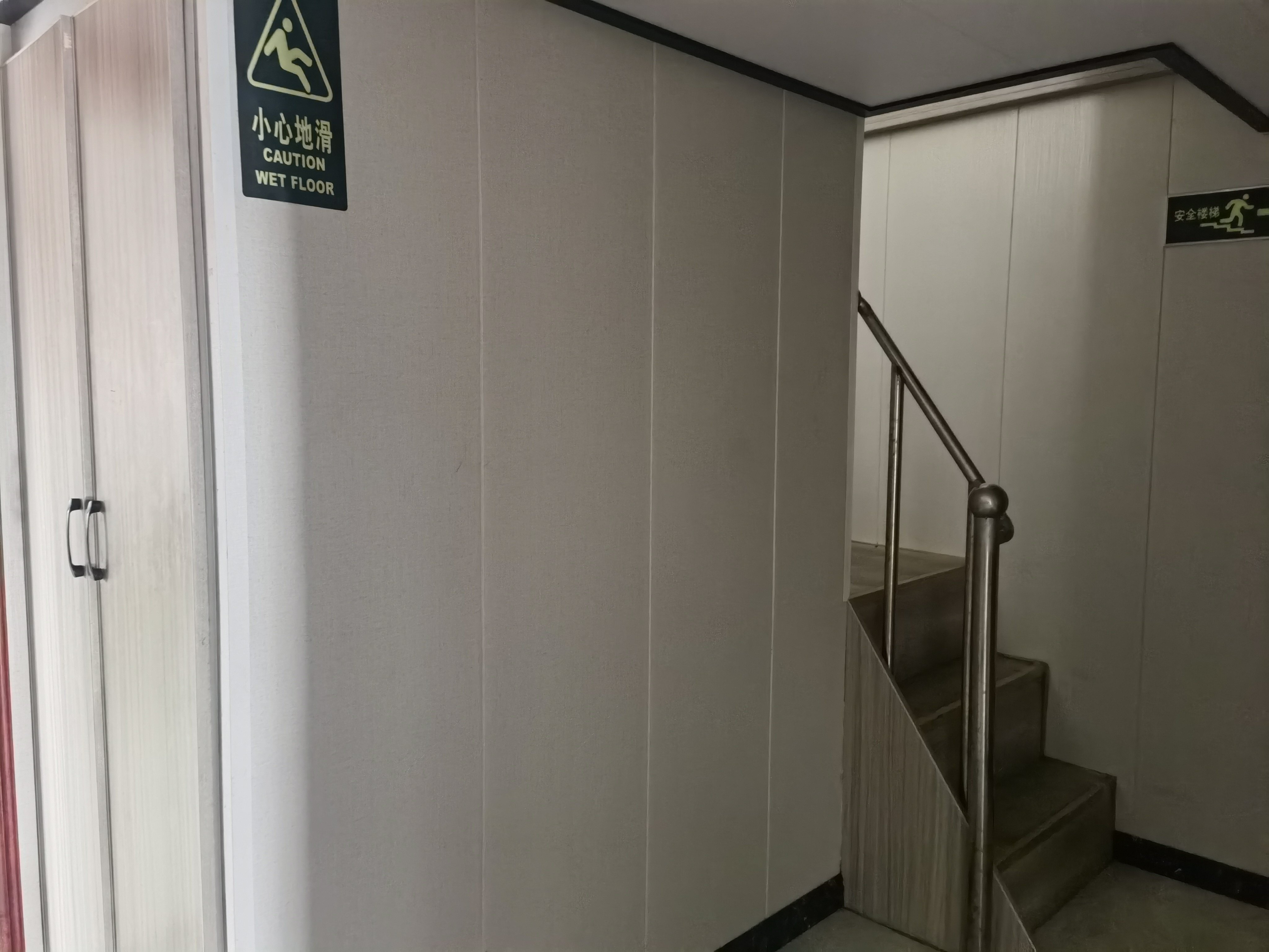 出售42.8米交通船