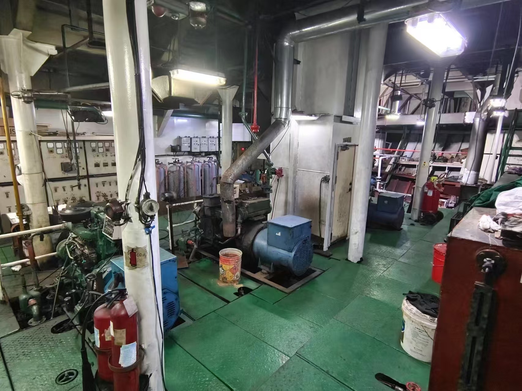 出售7450吨甲板货驳