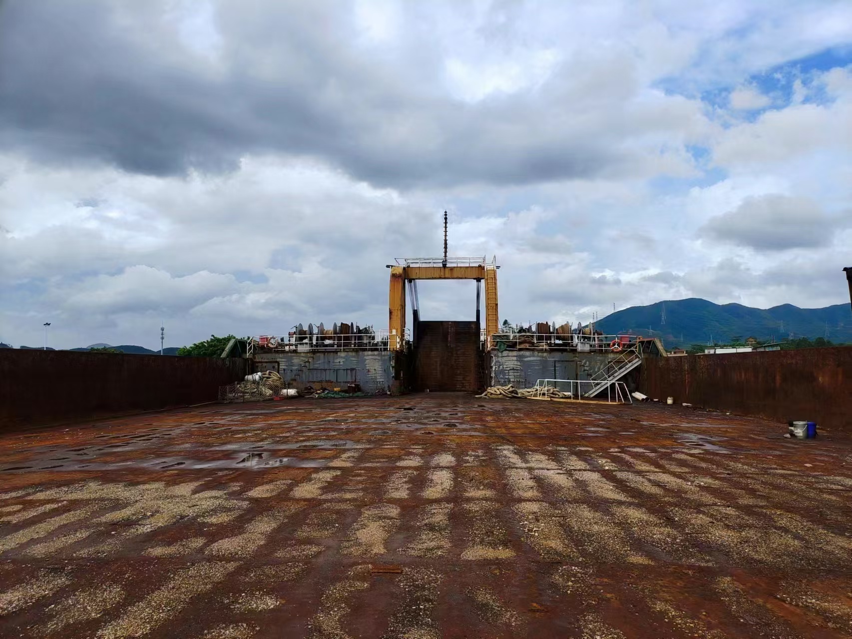 出售7450吨甲板货驳