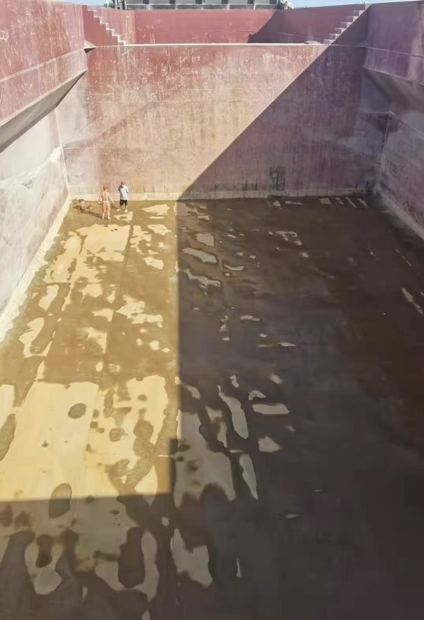 出售9860吨散货船