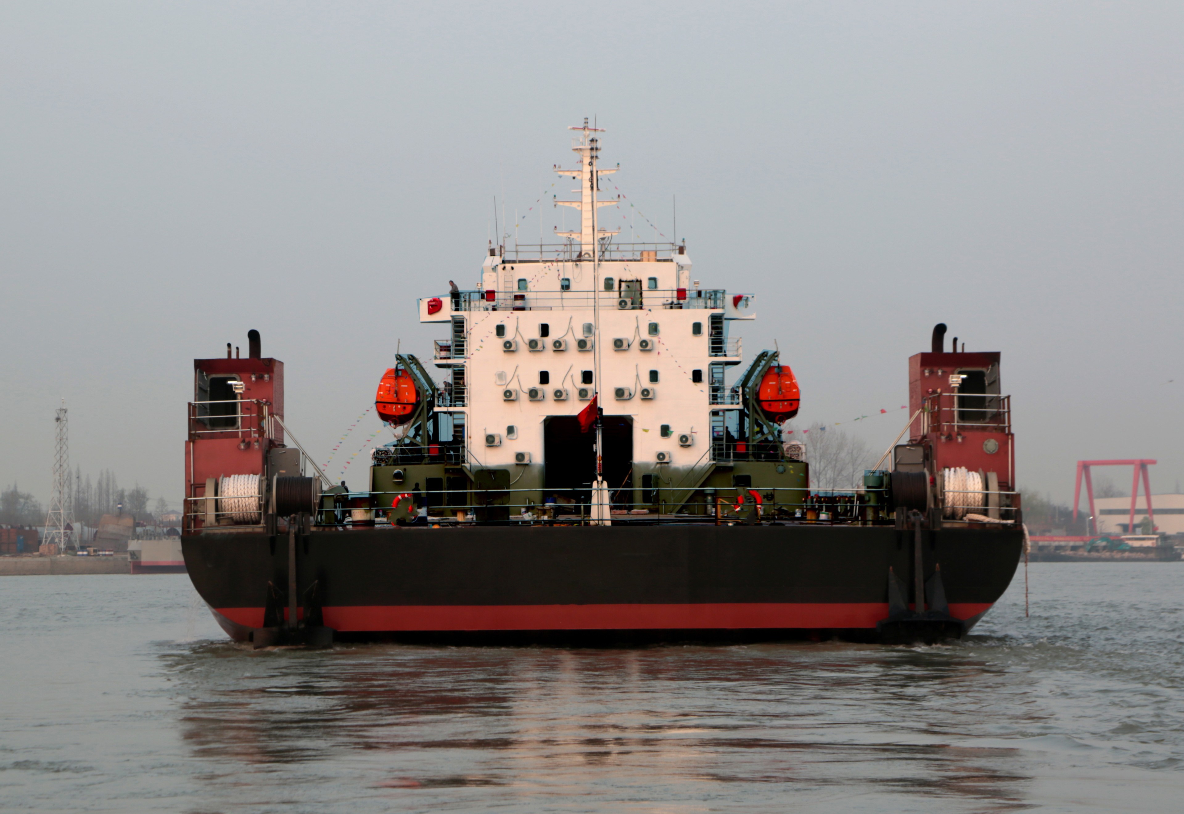 出售6060吨甲板货驳