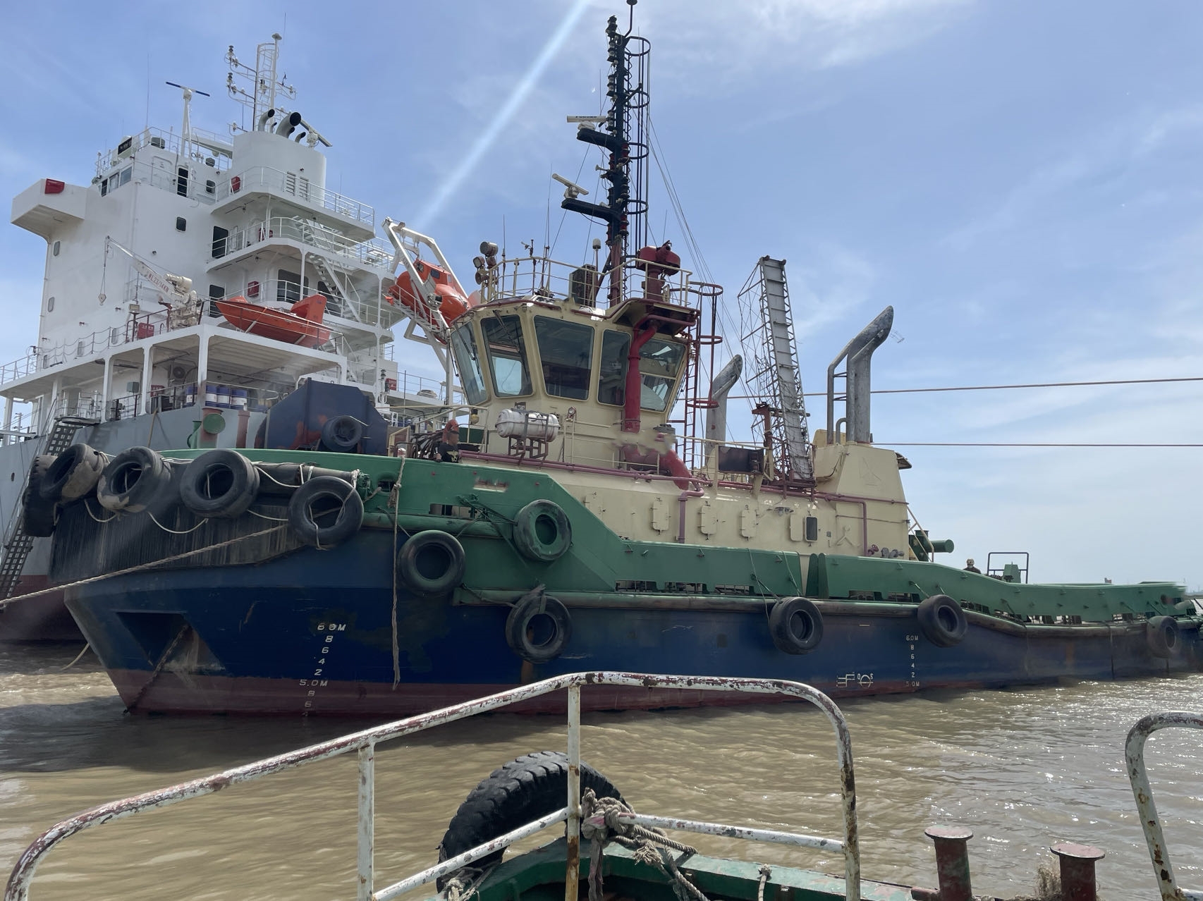 出售5000马力港作拖轮