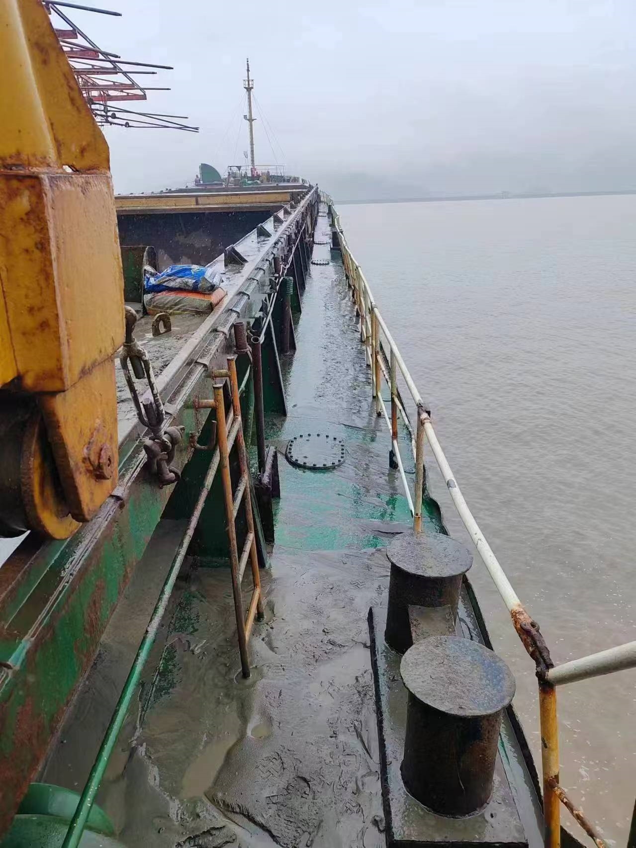 出售4068吨散货船