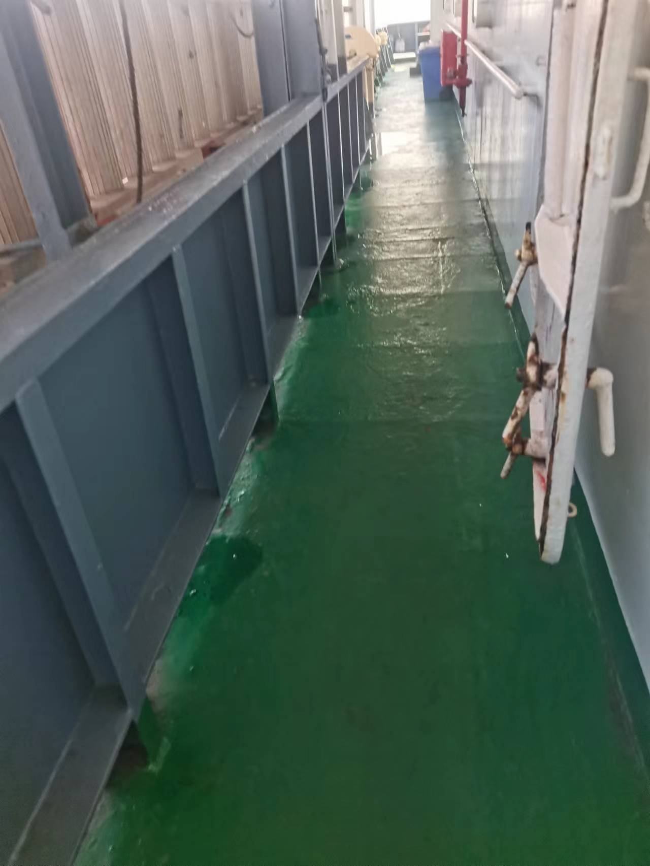 出售10000吨成品油船