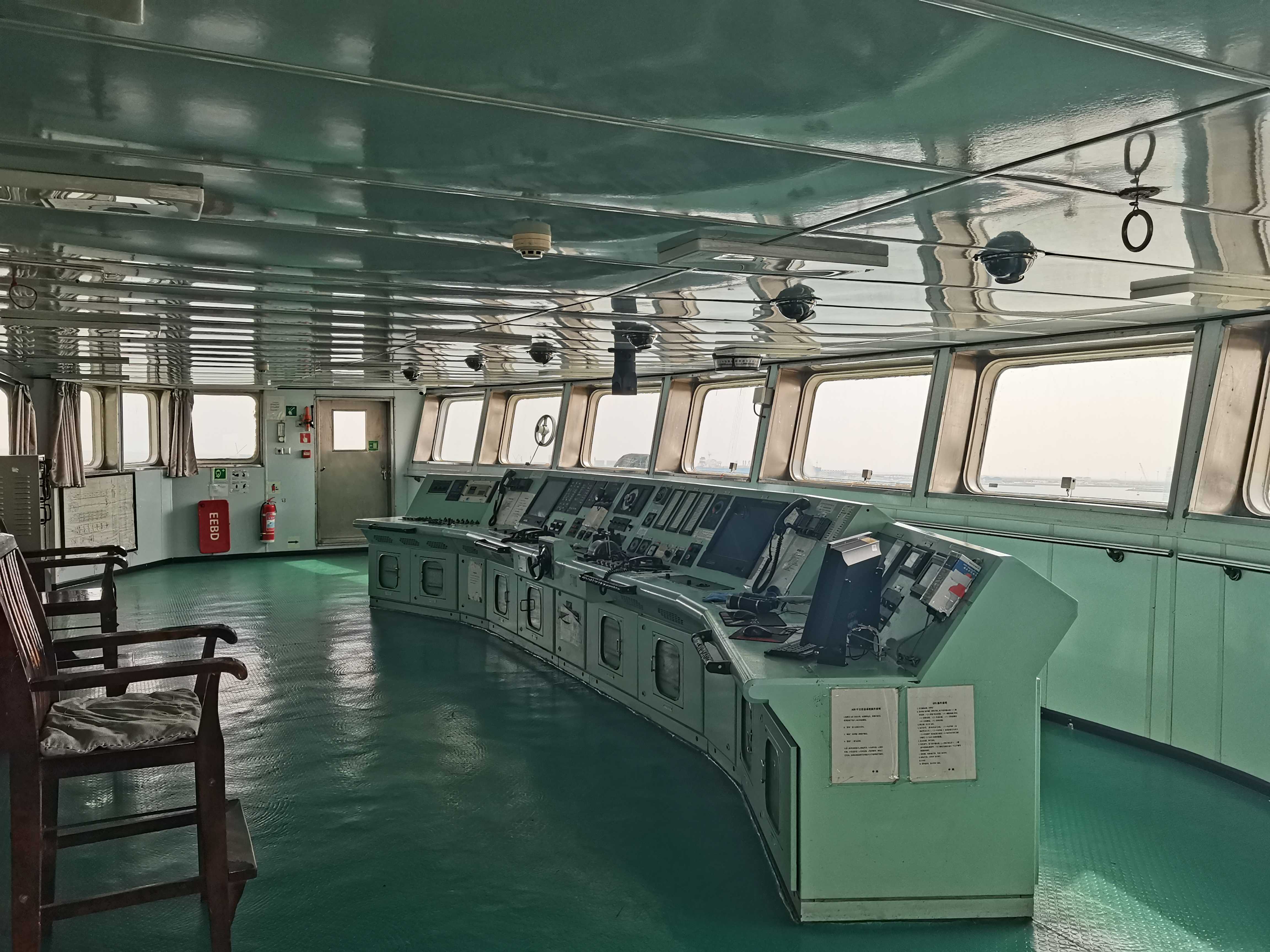 出售10000吨成品油船