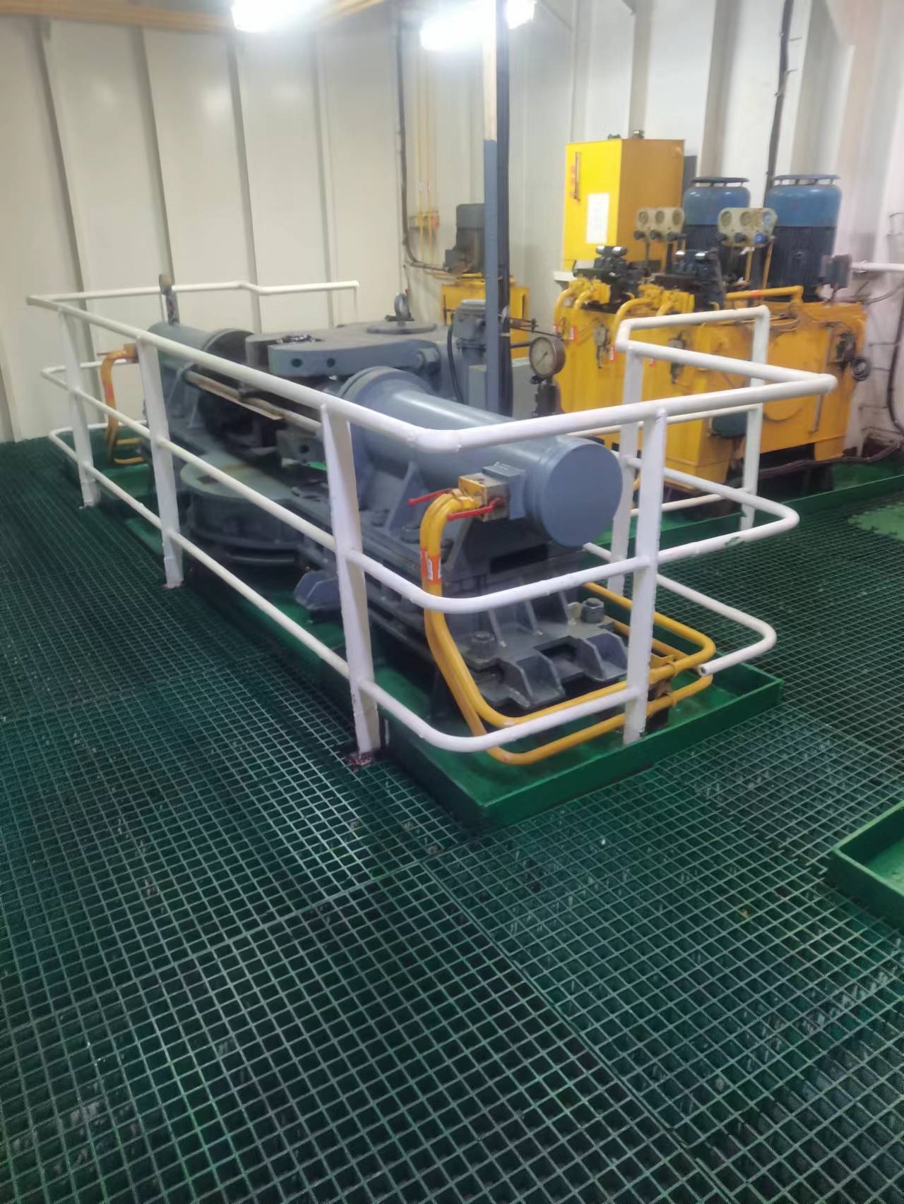 出售10000吨成品油船