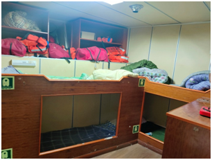 出售4000 马力三用拖轮