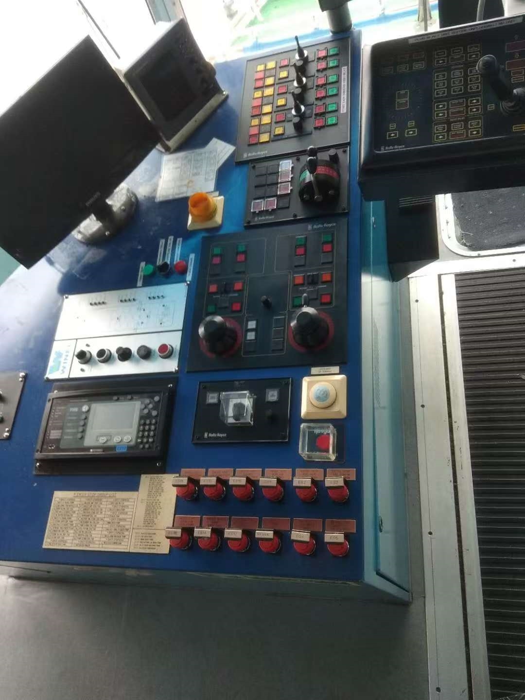 出售10800马力三用拖轮