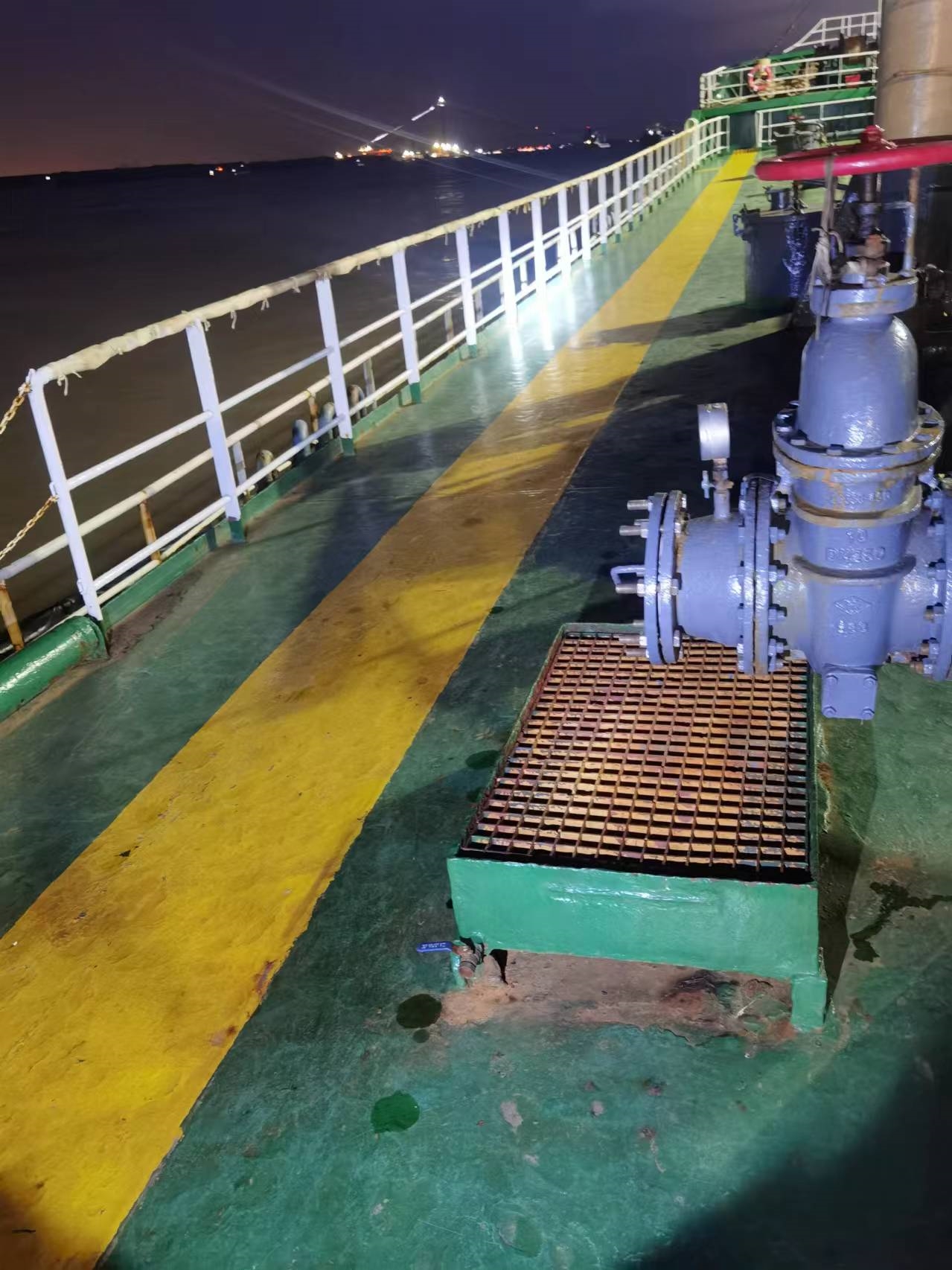 出售7099吨成品油船