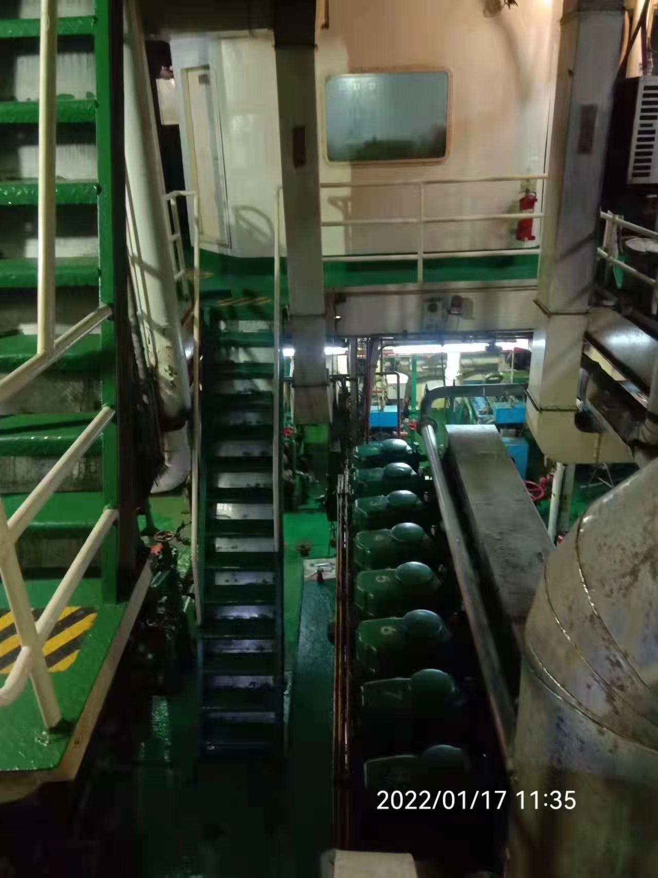 出售7099吨成品油船