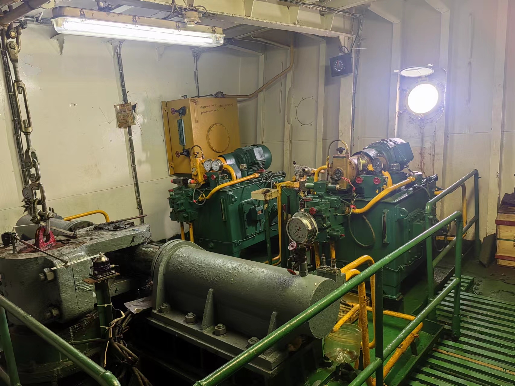 出售7099吨成品油船