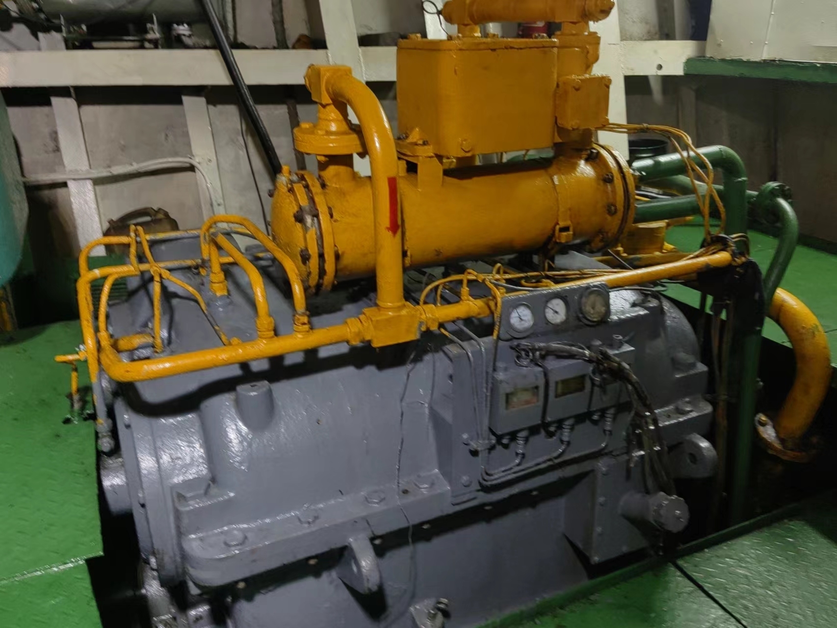 出售7099吨成品油船