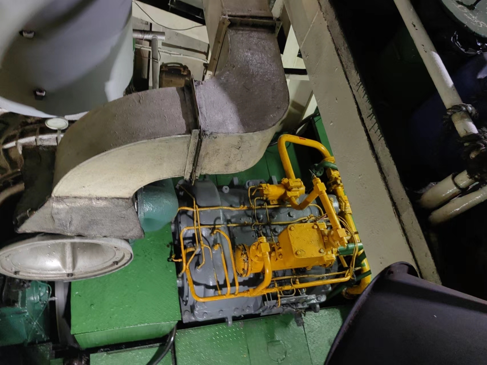 出售7099吨成品油船