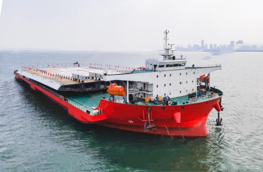 出售21760吨甲板货驳