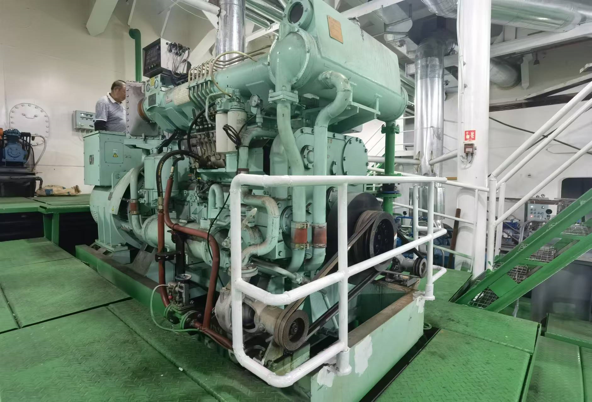 出售22308吨甲板货驳