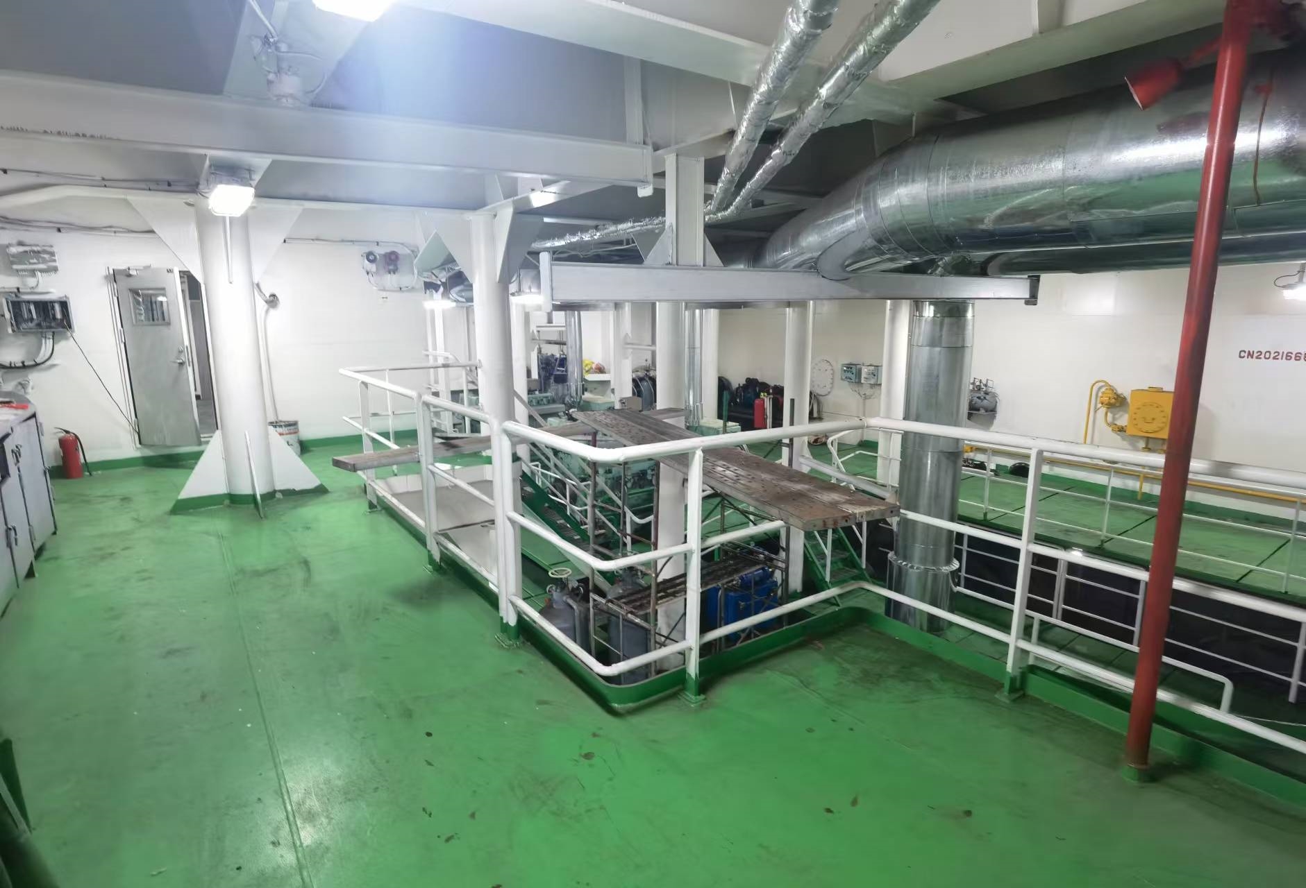 出售22308吨甲板货驳