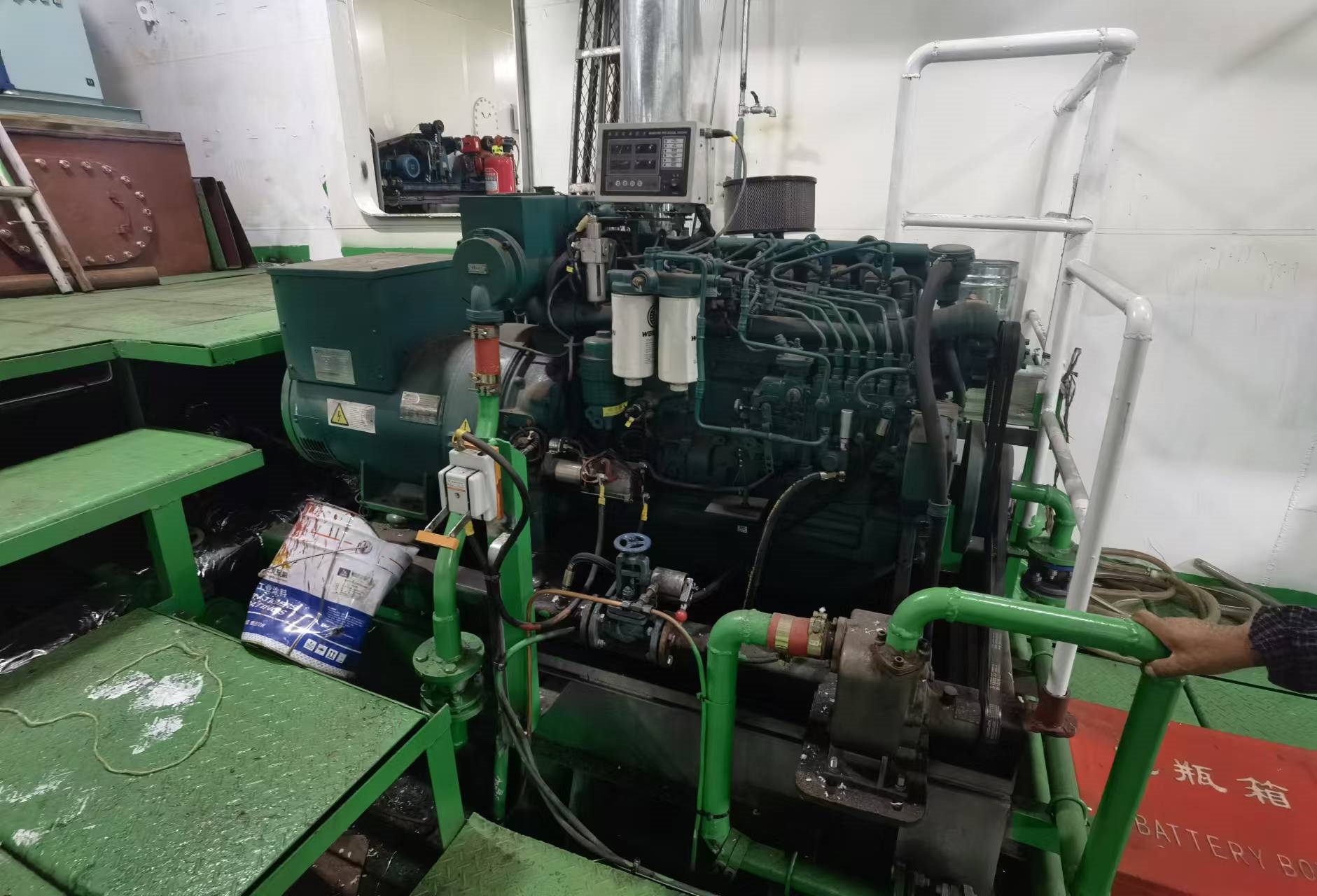 出售22308吨甲板货驳