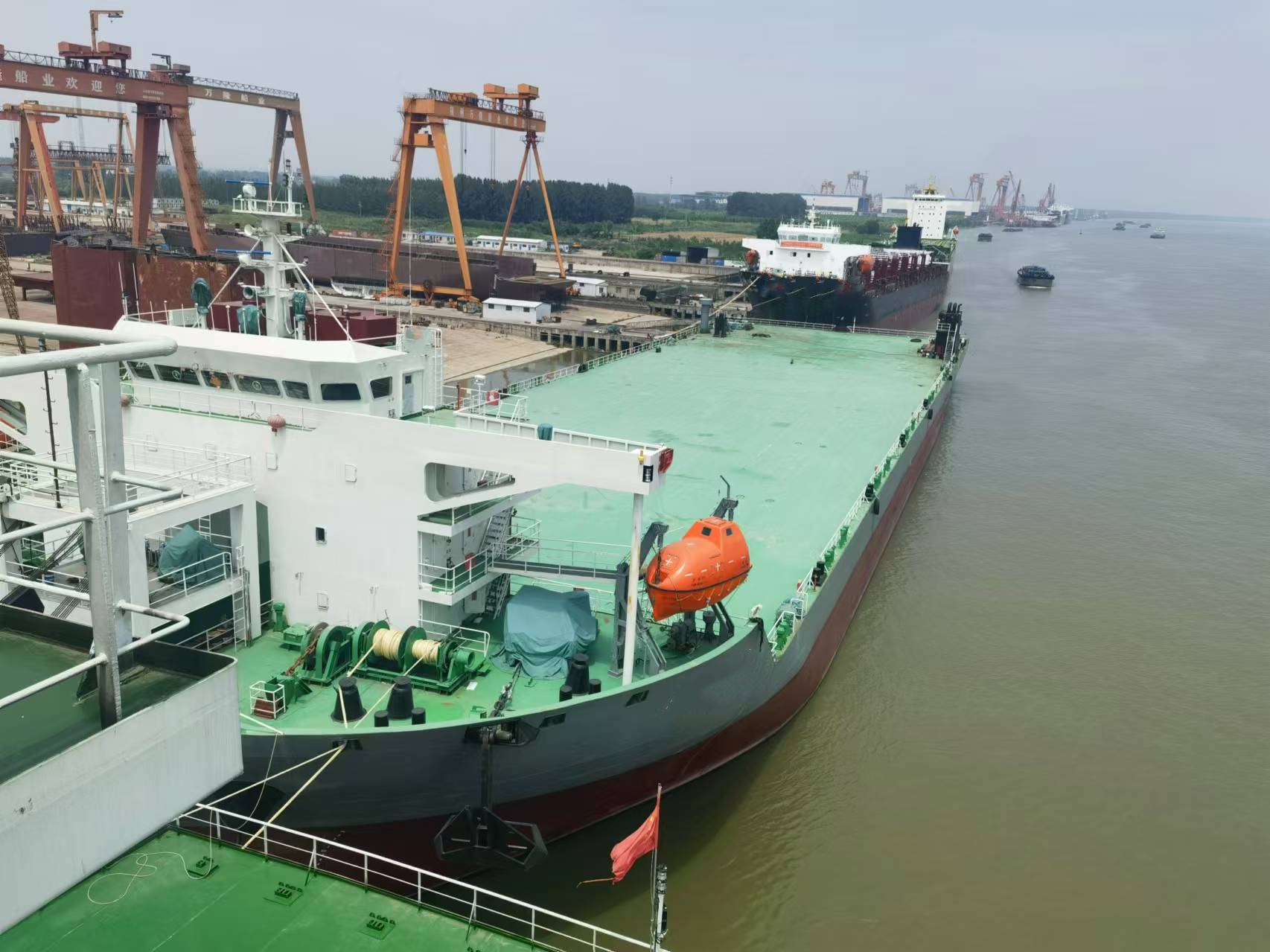 出售22308吨甲板货驳