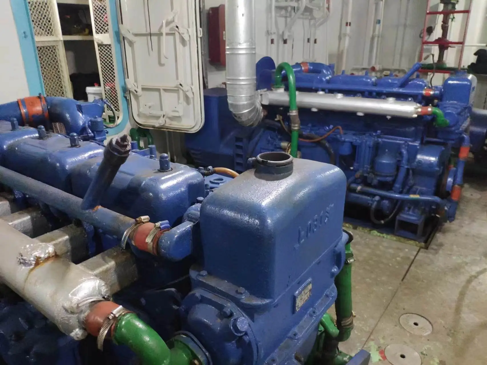 出售5000 马力港作拖轮