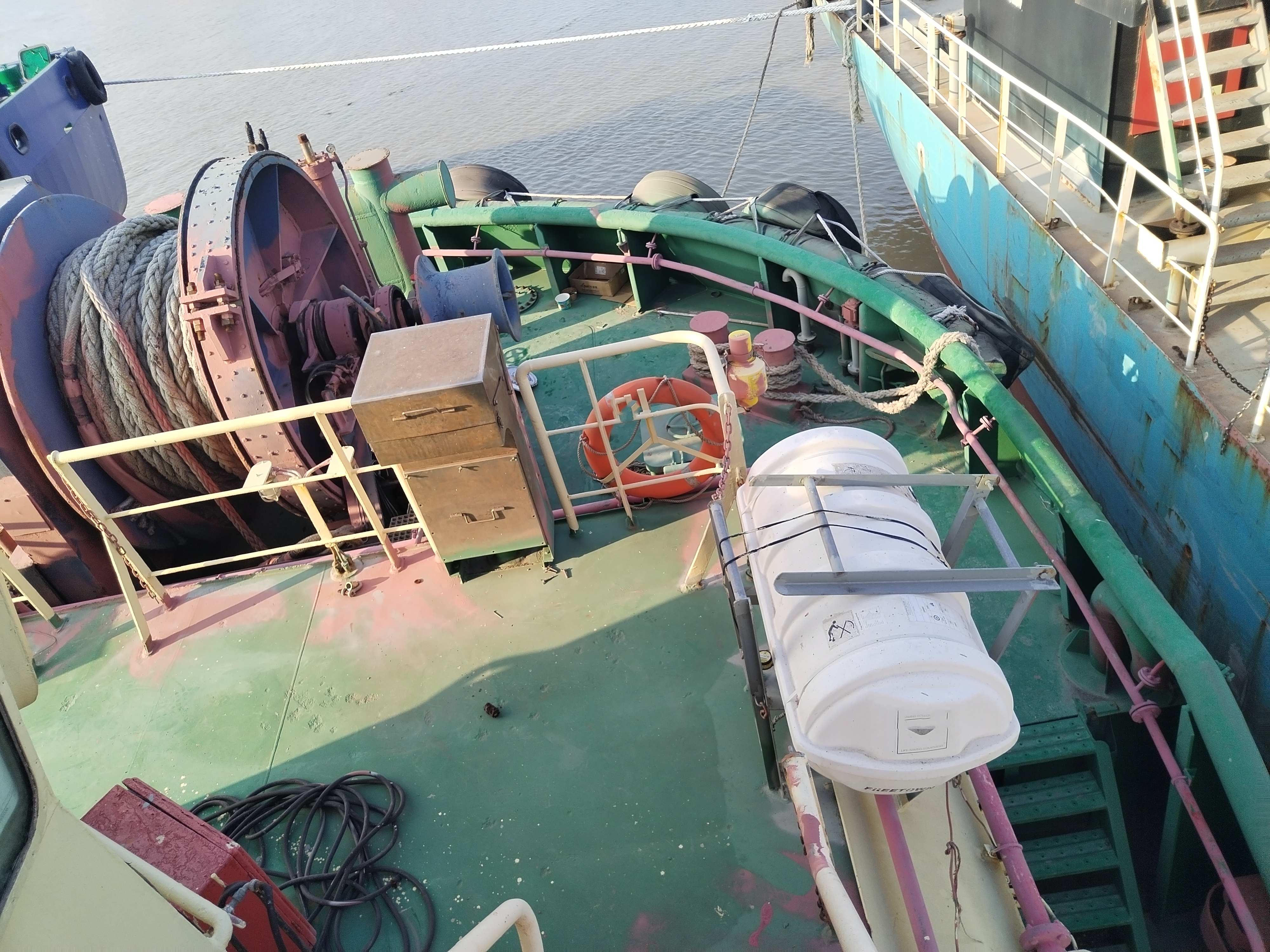 出售5000马力港作拖轮