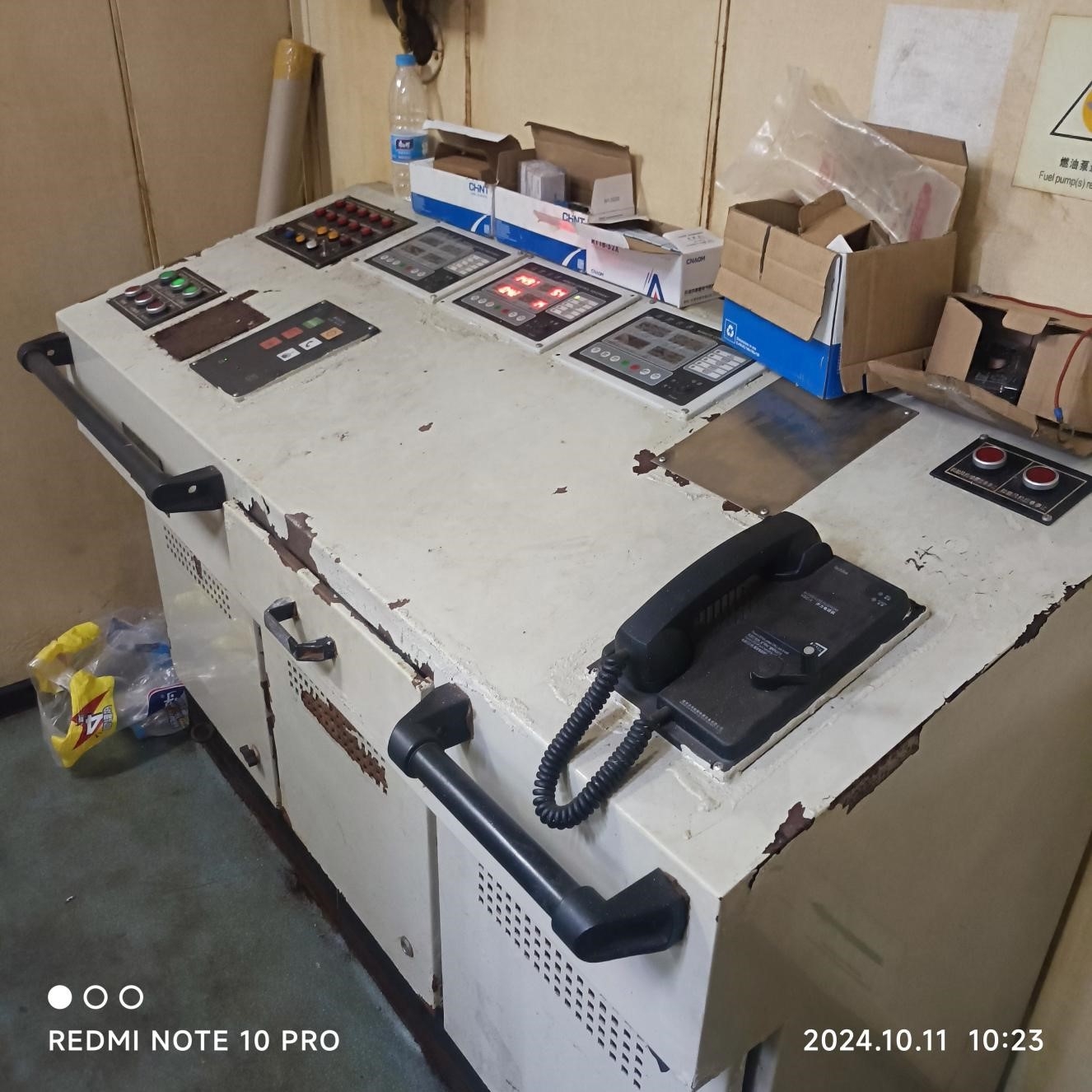 出售330尺无动力驳船