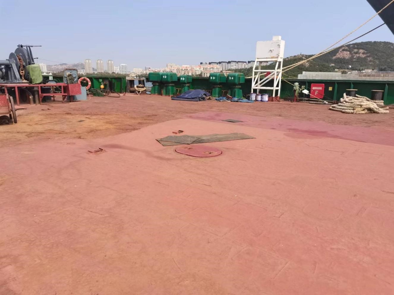 出售330尺无动力驳船