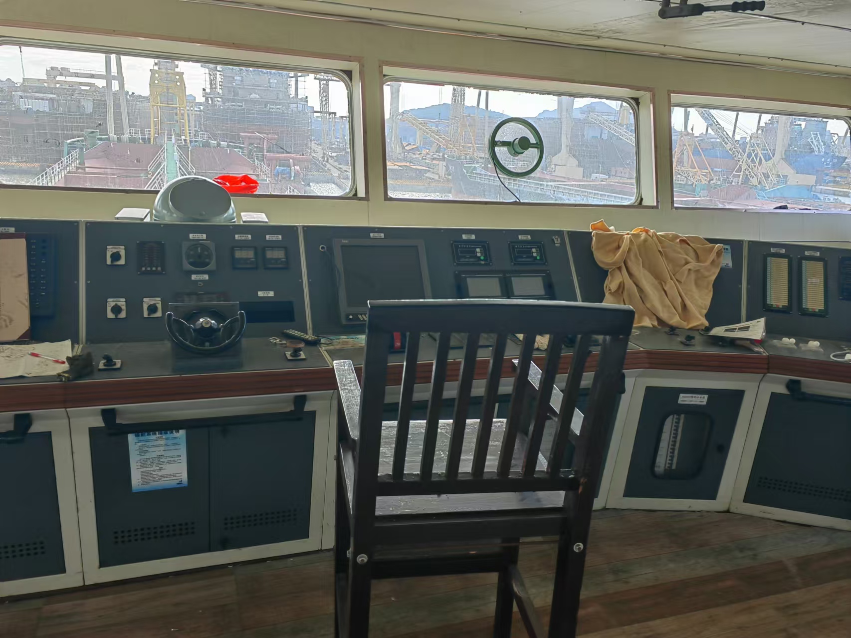 出售10600吨自吸自卸砂船