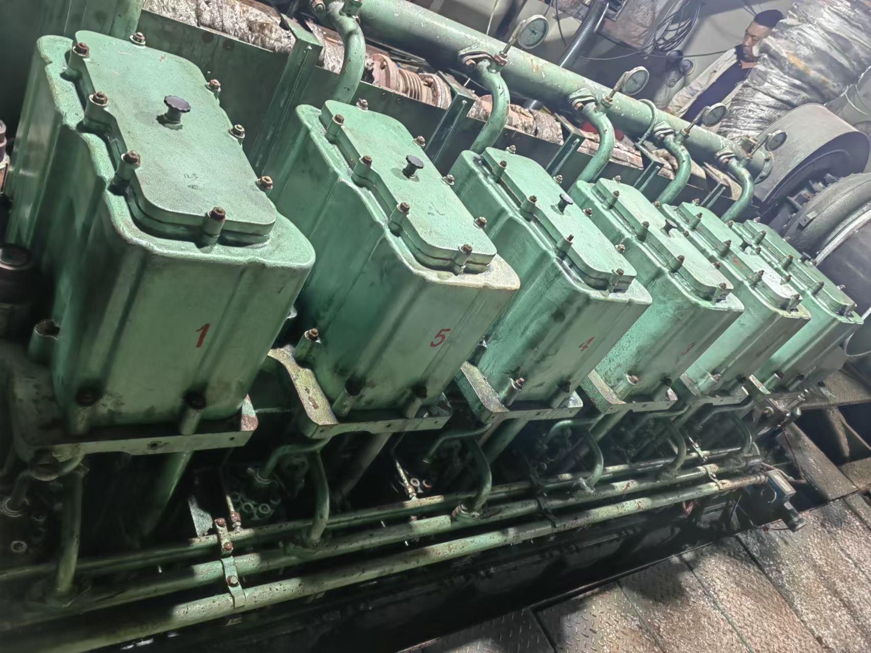 出售10600吨自吸自卸砂船