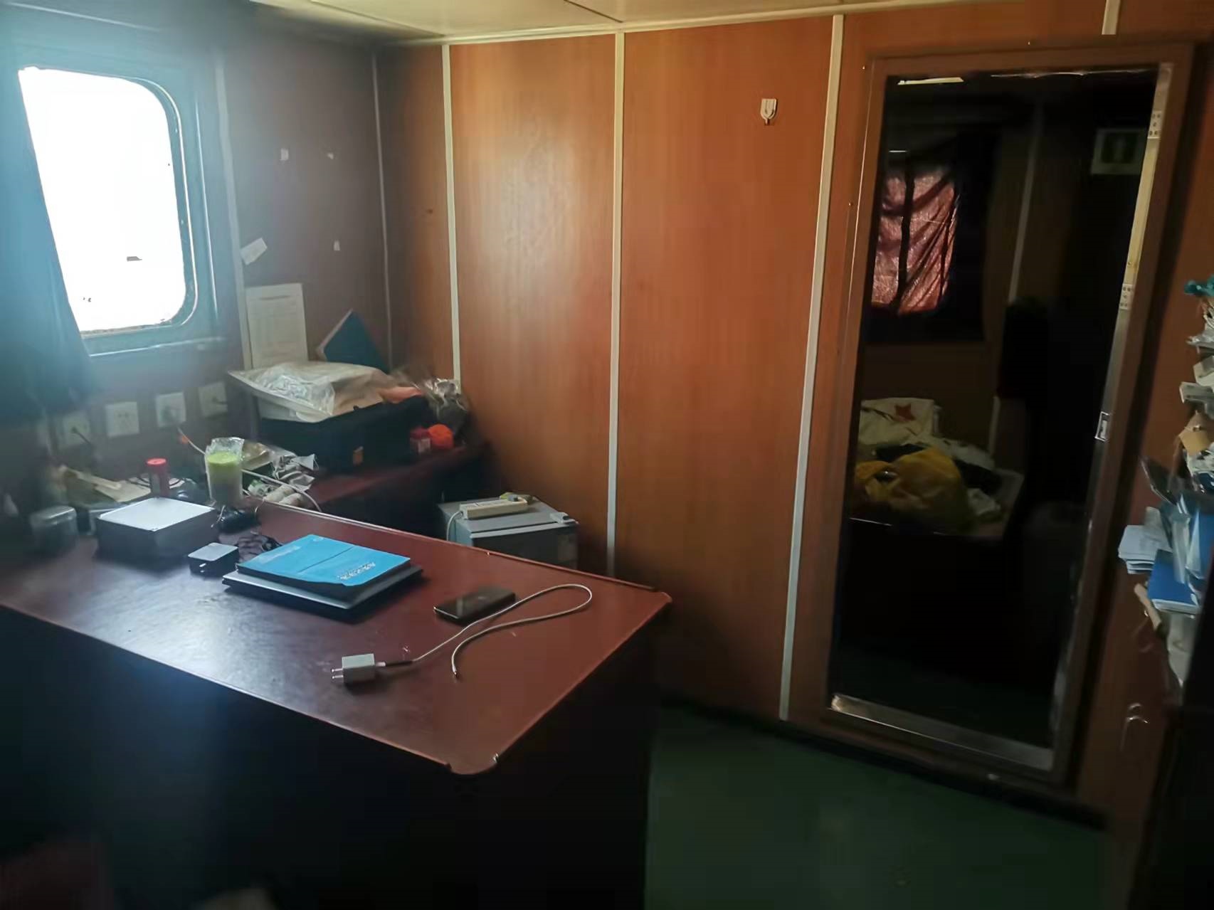 出售9066吨成品油船