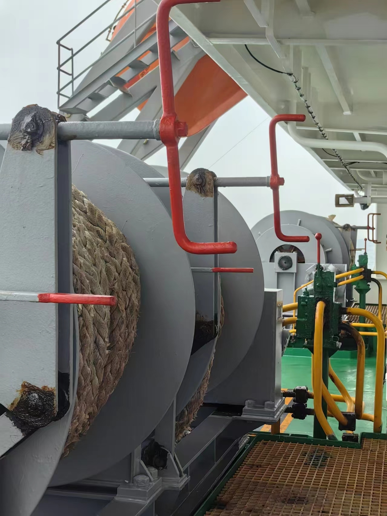 出售13084吨成品油船