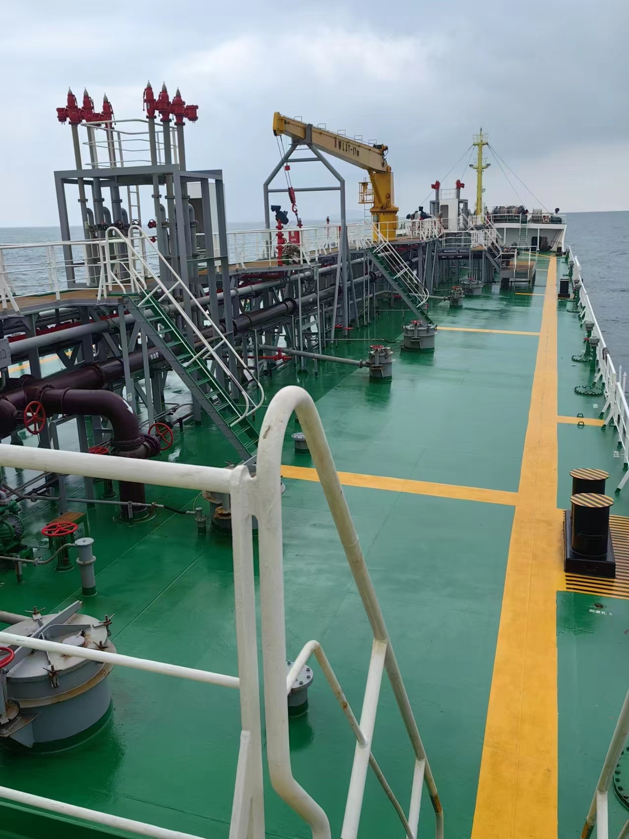 出售13084吨成品油船