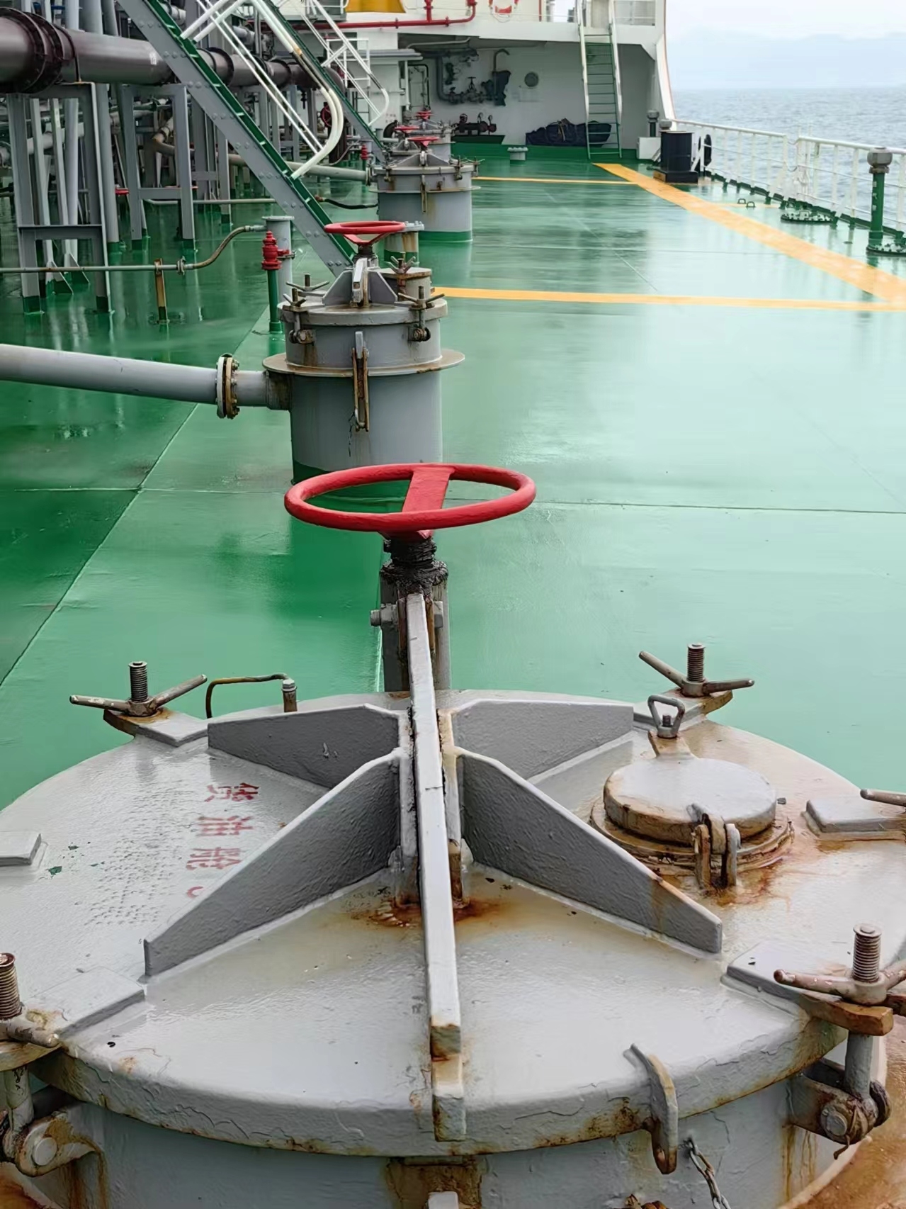 出售13084吨成品油船