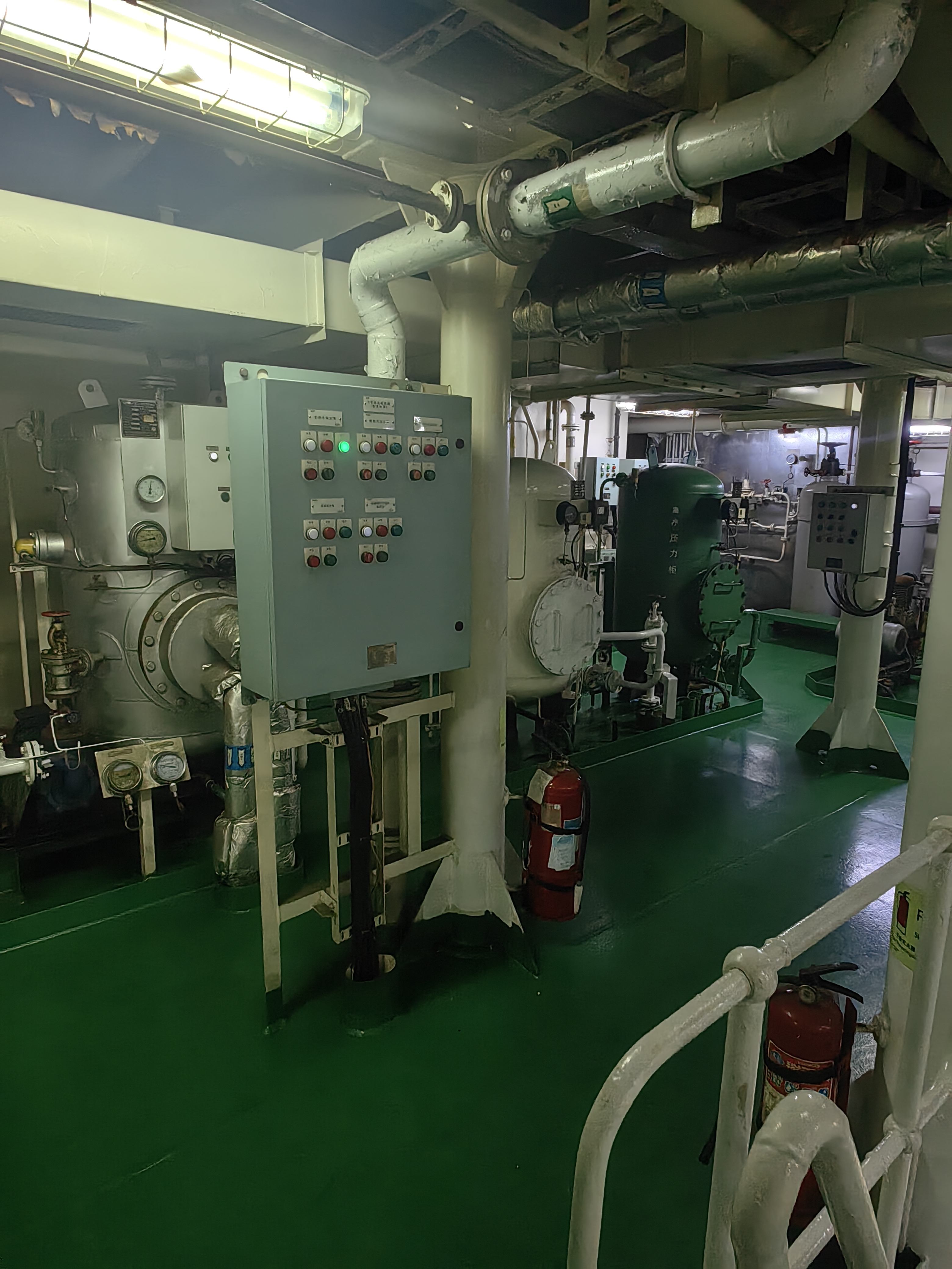 出售13084吨成品油船