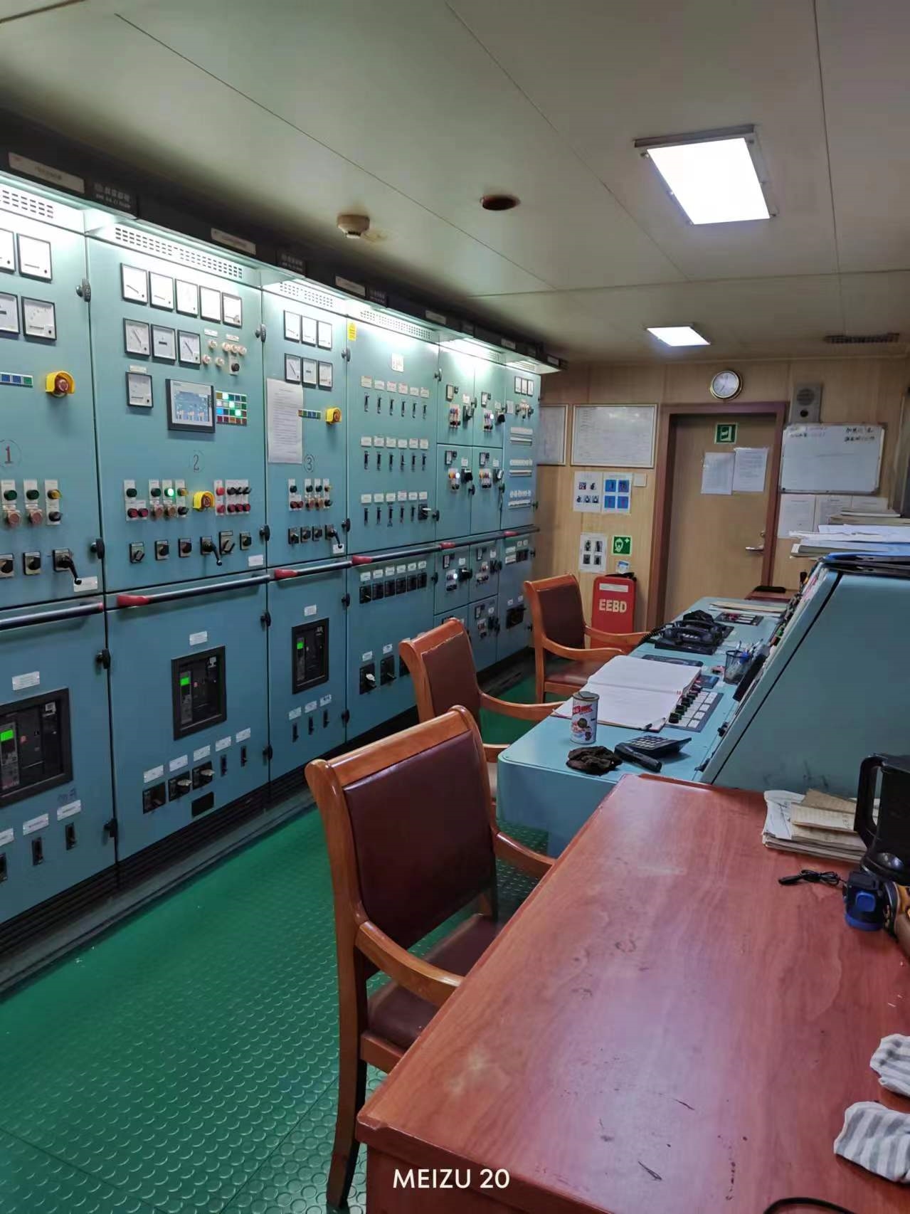 出售10856吨成品油船